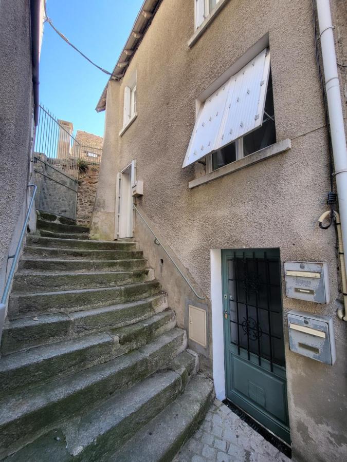 Superbe Appartement T2 Centre Historique La Souterraine Dış mekan fotoğraf
